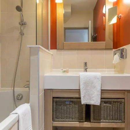 Resort Et Spa 3p 6p. House *